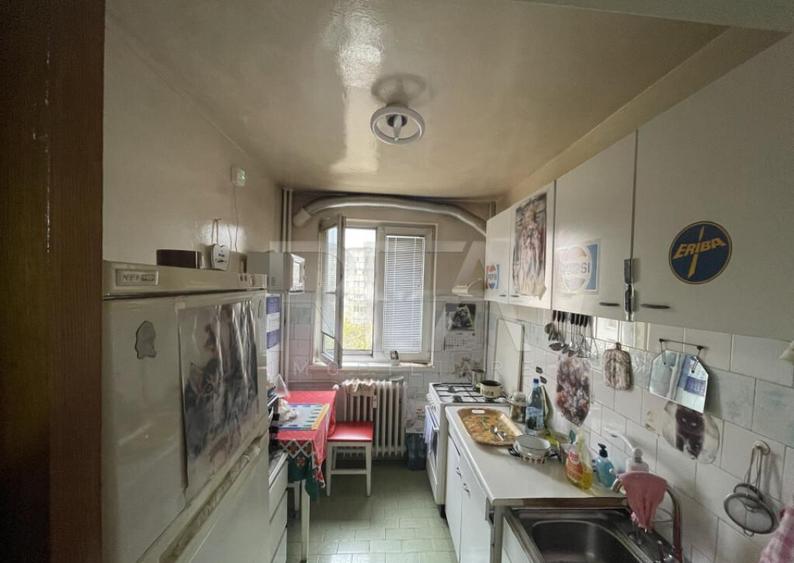 Apartament cu 3 camere Tei - 1