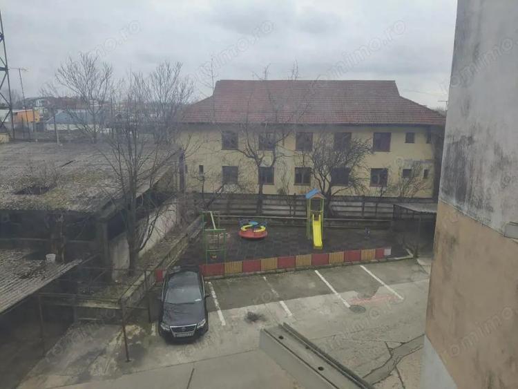 Apartament 2 camere de inchiriat Bd. Republicii, zona Garii, Targu Jiu - 4