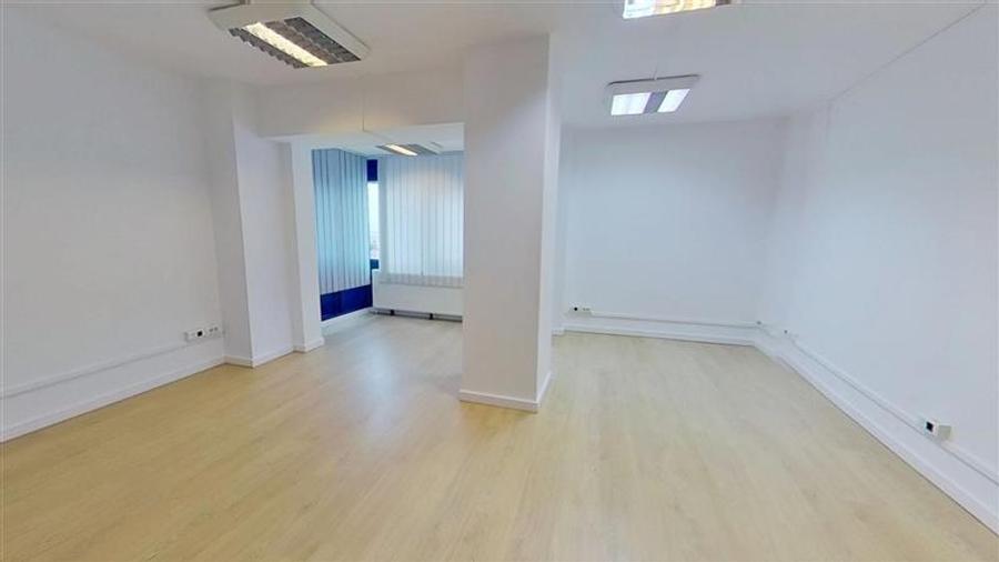 Spatiu birouri, renovat, Centrul Civic, Brasov. - 11