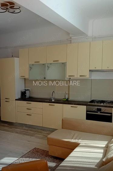 Vand apartament 2 camere,etaj 2 doamna stanca