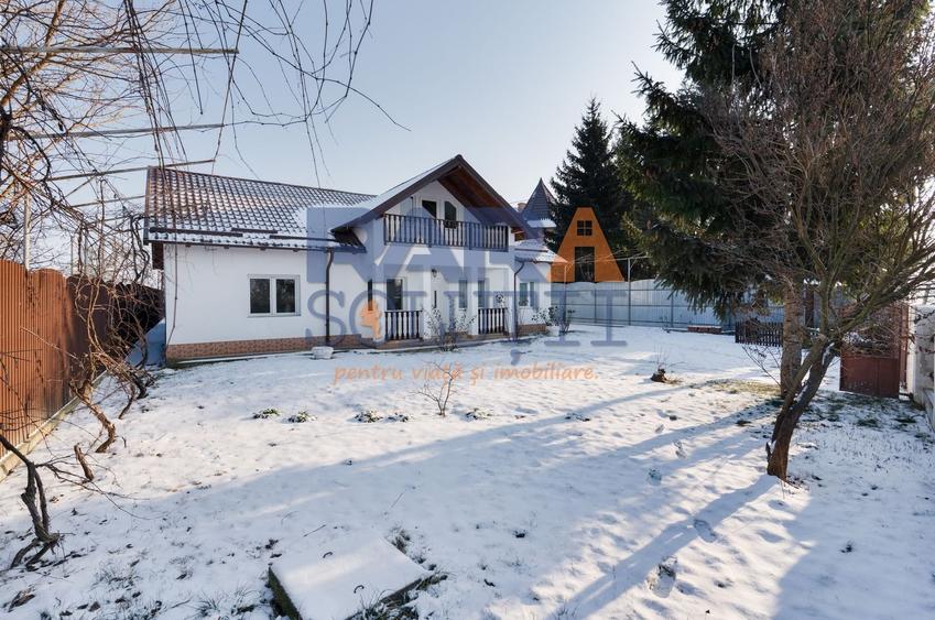 Casă 2015 - 4 dormitoare, 2 băi, 2 bucătării - 36