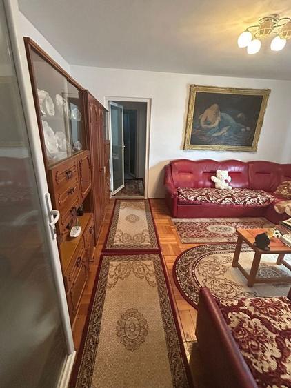 Vand apartament 2 camere 60mp, et. 4/4 uta - 7