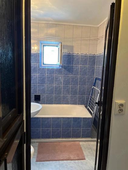 Apartament cu 2 camere decomandat în Micro 17