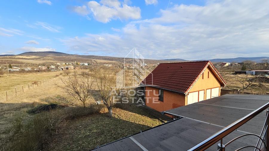 Vila de vanzare in Ghioroc - 25