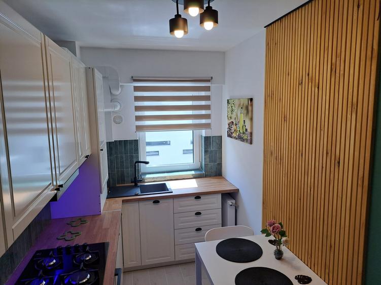 Studio 44mp bloc 2024 mobilata si utilata complet, design special, etaj 8 din 10 - 13