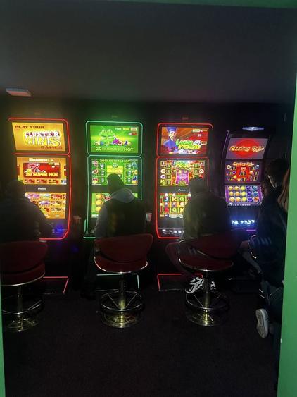 Vand spatiu comercial aprtament - 2