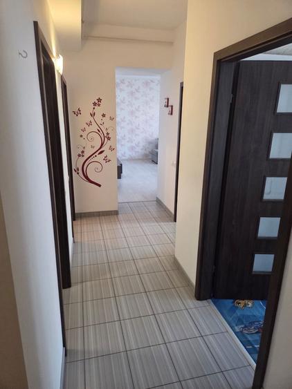 Ared Uta:Ap.3 camere Bucatarie Baie,Spatiu depozitare+Parcare Privata - 1