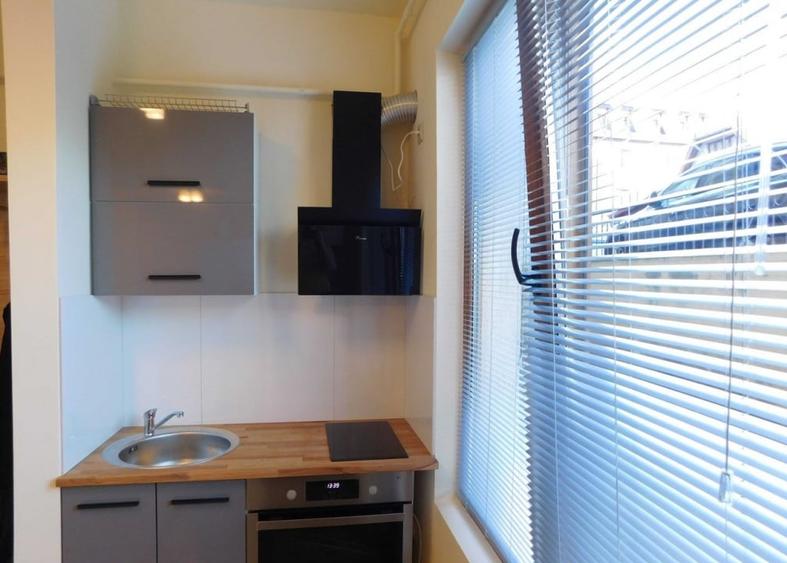 Garsoniera, decomandata, 35 mp, zona Gorjului - 2