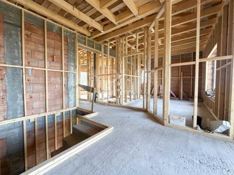 Casa 5 camere de vanzare in Feleacu - 2