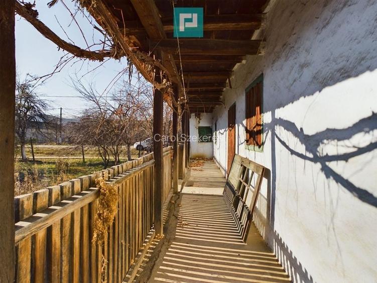 Casă individuală cu 2 camere în Tauț Casă individuală cu 2 camere în Tauț