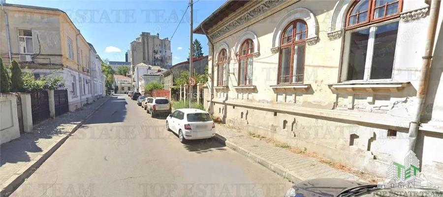 Teren de vanzare in zona Unirii cu dubla deschidere