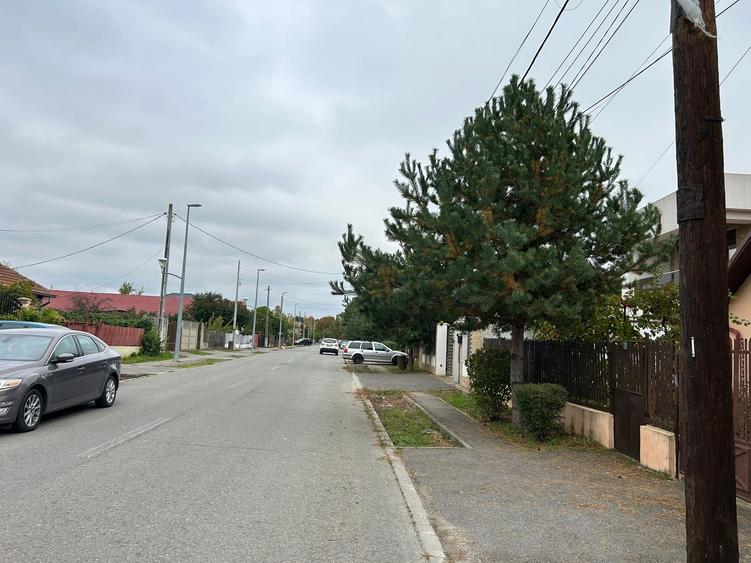 Teren cu toate utilitatile, asfalt, iluminat public - 2