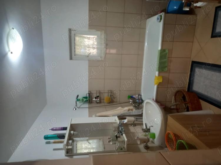 Vand casa sat Romanesti comuna Granicesti - 4