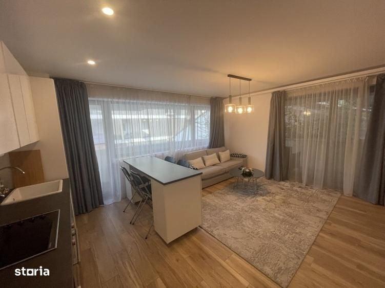 Apartament cu 3 camere în Victoriei