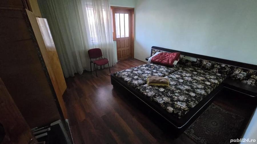 Vila frumoasa spre vanzare 9 camere - 3