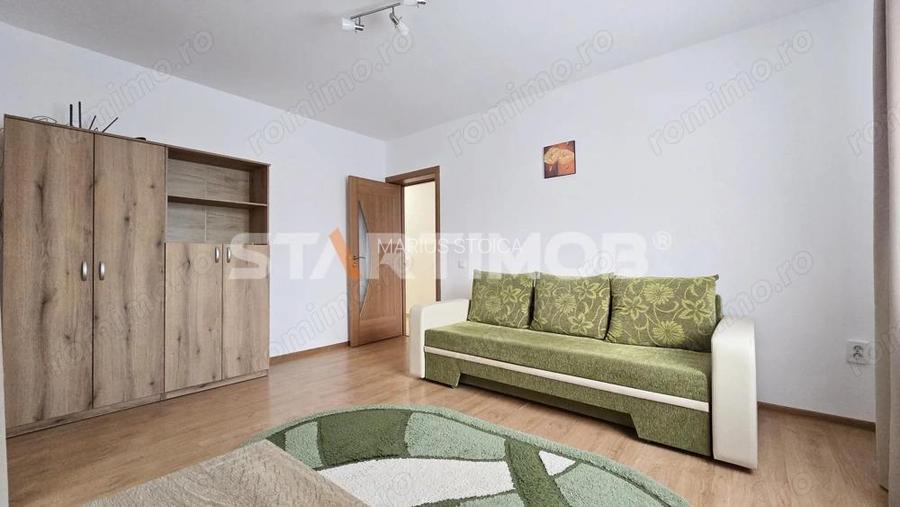 Apartament bloc vila cu parcare zona Coresi