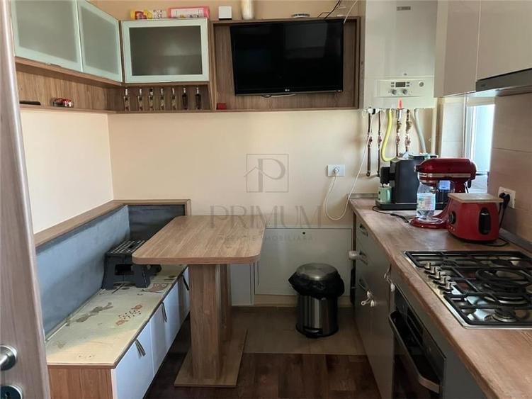 BUZIASULUI - PENTHOUSE LIFT - 3 cam - 2 bai - 2 terase - incalzire pardoseala - - 9