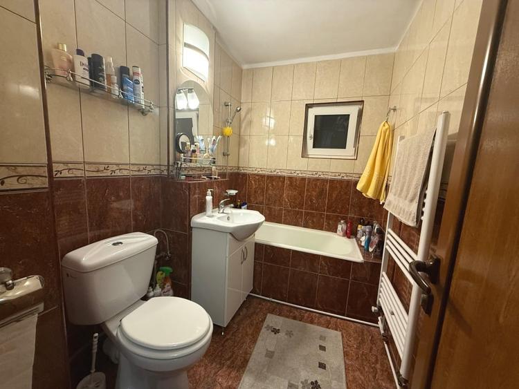 Apartament cu 2 camere de vanzare in Cetate 51 mp utli + loc de parcare. - 3