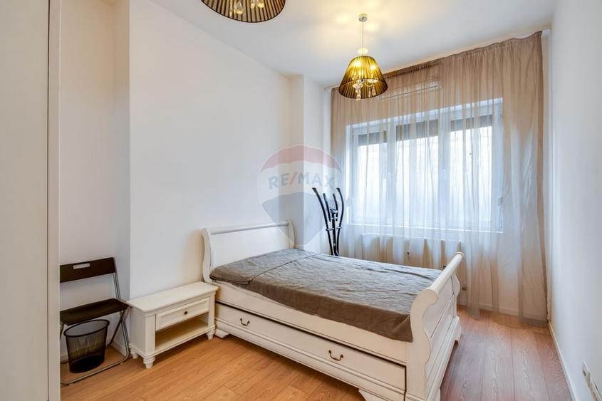 Apartament de vanzare 3 camere 112 mp Marriott 13 Septembrie bloc 2007 - 15