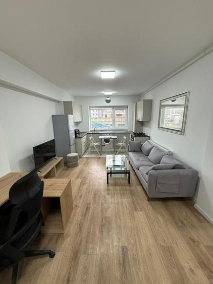 Garsoniera de închiriat,cocheta și spațioasă lângă Mall Plaza-centrala proprie - 1