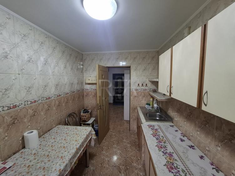 2 camere, P/10, 53mp, bloc 1979-Gorjului - 7