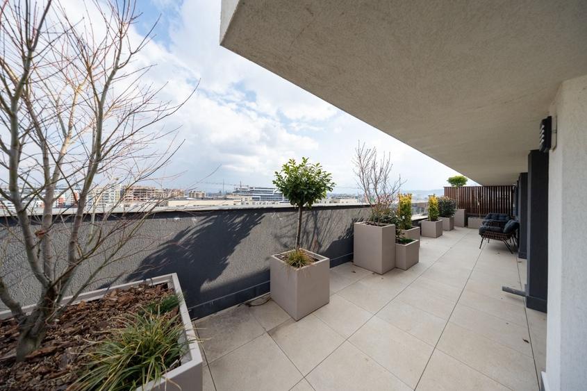 Penthouse superb, 3 camere+parcare subterana ,203 mp-Coresi - 26