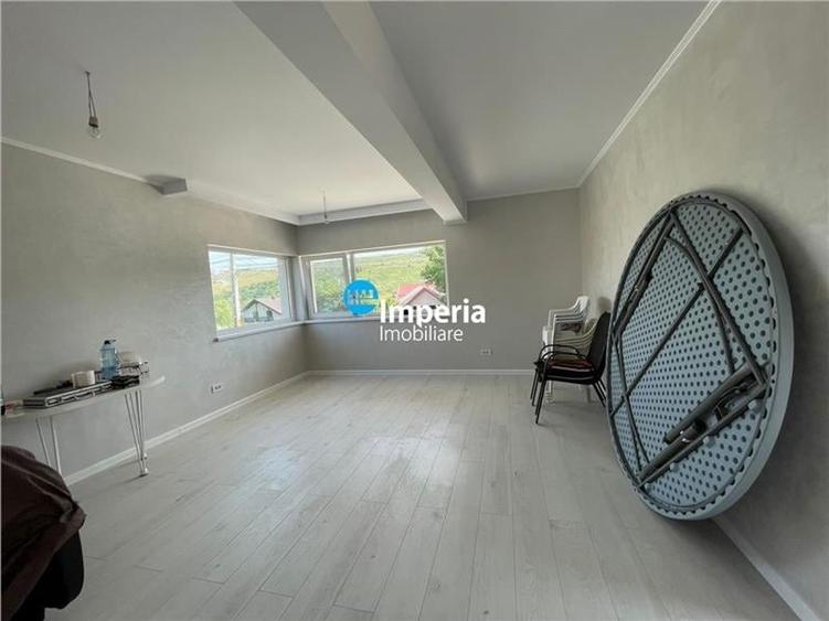 Case single, 110Mp, 4 camere si dressing, zona Rediu - Pacurari - 6