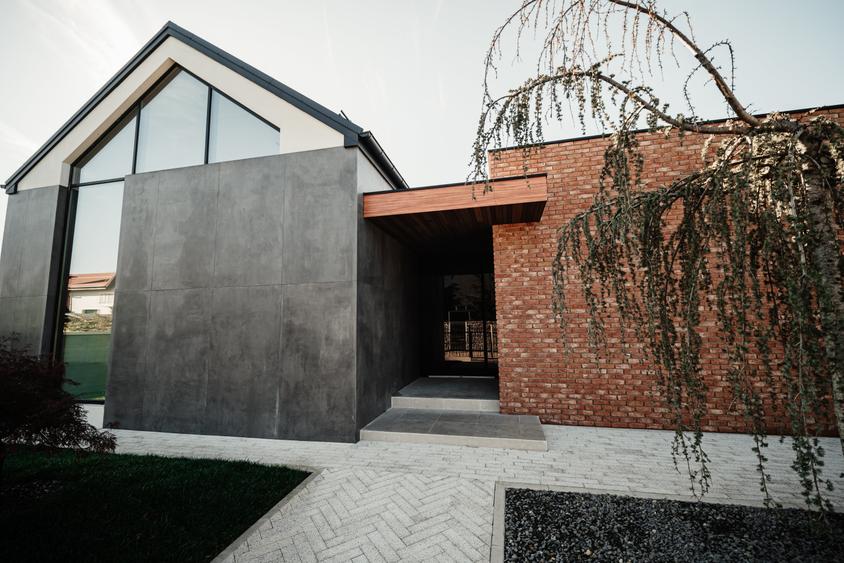 VILA CU PISCINA - OTOPENI - COMISION 0% - 4