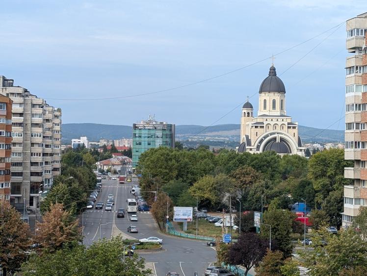 Spatiu 30AVENUE,  asigurari, consultanta , servicii - 4