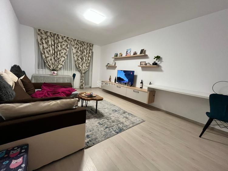 Apartament cu 2 camere decomandat, mobilat în Sânpetru