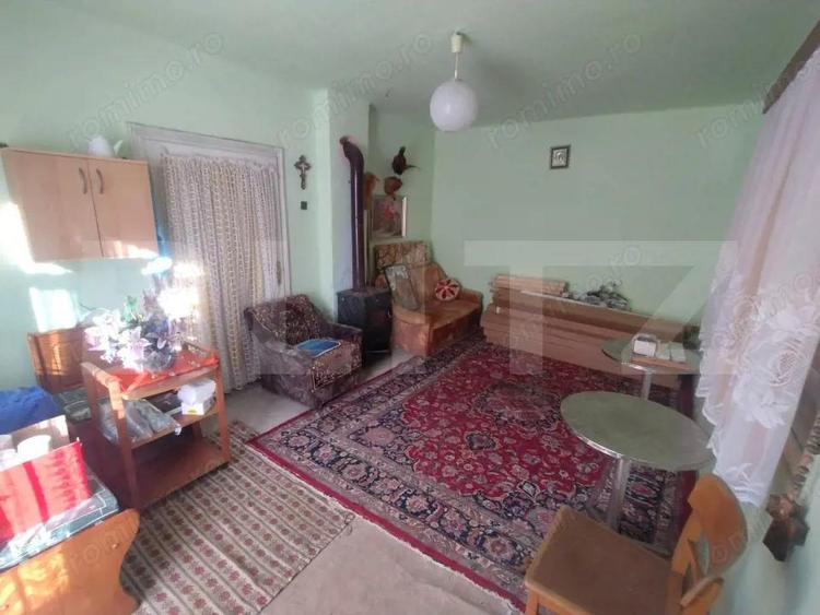 Casa 2 camere 70mp,+teren intravilan 1646 mp,zona Comunei Sintereag - 11