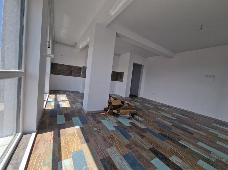 Mamaia Nord(Market Lidl)- Garsoniera 44mp, finisata - 63500euro cu tva inclus - 9