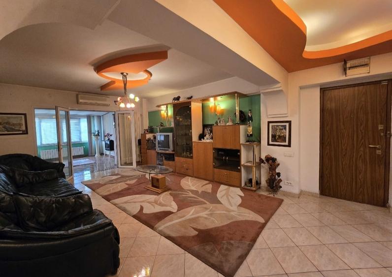 Vanzare apartament 4 camere Herastrau Băneasa - 1