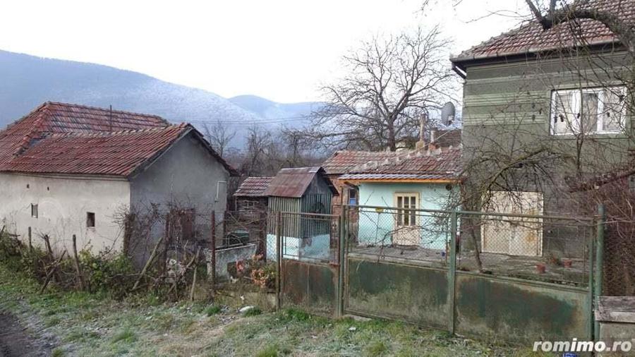 Vand casa curte si gradina in Branisca (la 15 Km de Municipiul Deva), suprafata de teren 2245 mp - 11