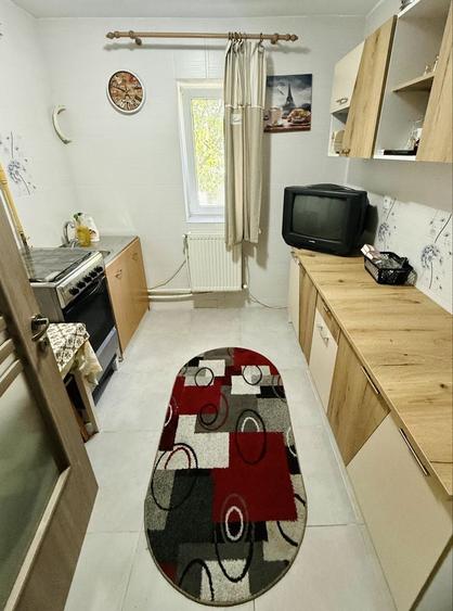 Vand apartament 2 camere complet mobilat si utilat, semidecomandat, 48,3 mp utili, etaj 2 - 6