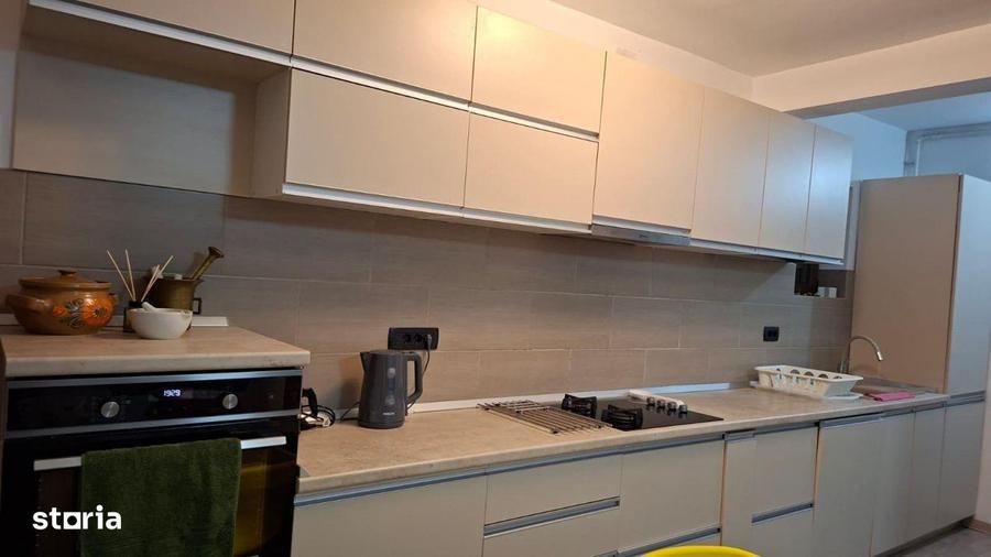 Vanzare apartament de 3 camere Militari Residence - 2