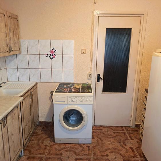 Se vinde garsoniera Resita - 8