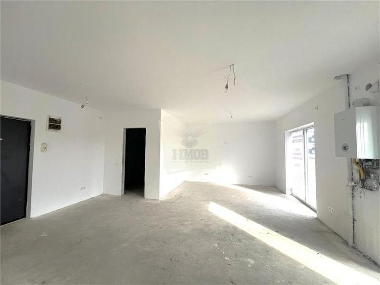 Spatiu comercial 15 euro/mp cu vitrina stradala 12 ml 2 parcari - 4