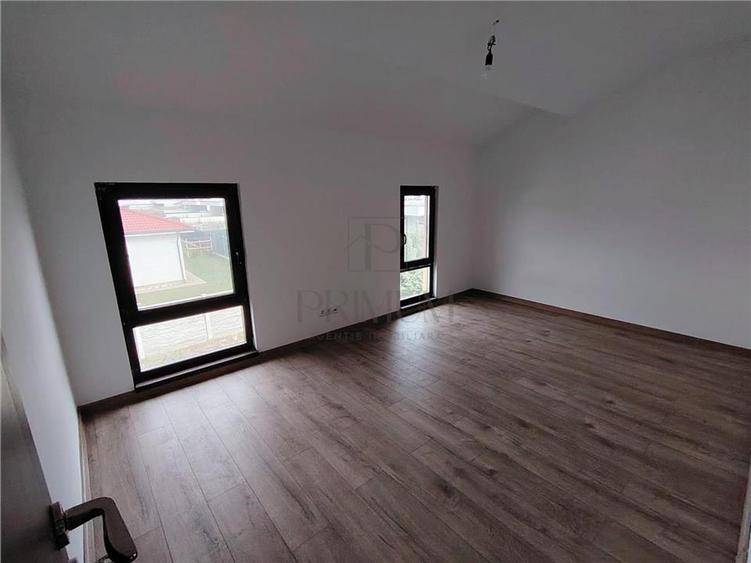 Zona Lidl - Duplex finalizat - bine compartimentat - toate utilitatile - doua ba - 6