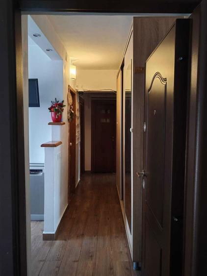 Apartament de vanzare zona Democratiei Ploiesti - 6