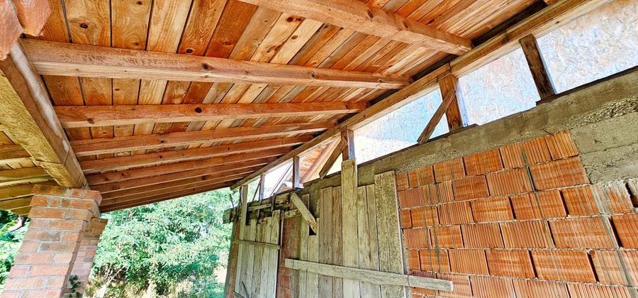 Proprietate la rosu, situata la 15 km de Piatra Neamt - 5