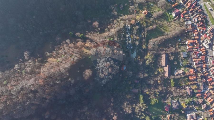 Teren Colinar Panoramic – 17.684 mp în Scheii Brașovului - 3