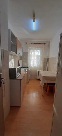 Apartament cu 2 camere decomandat în Astra