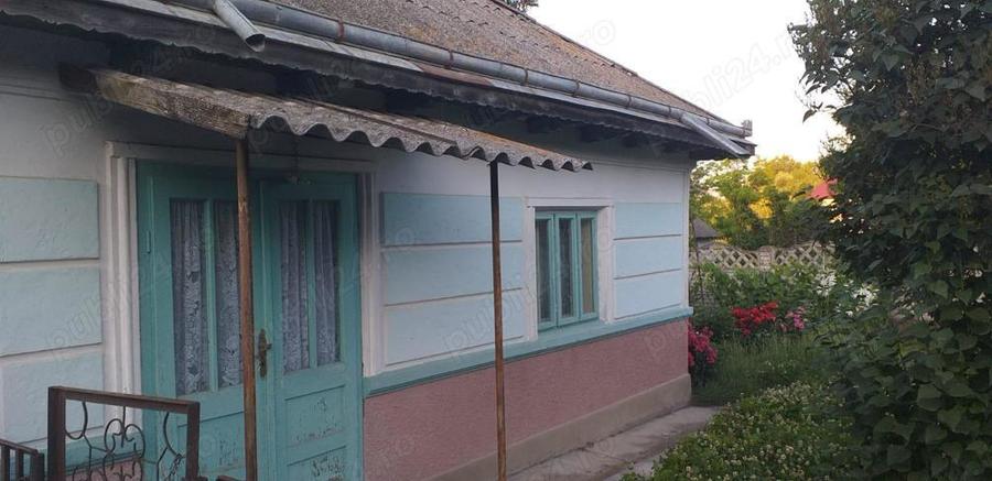 Vand casa cu teren intravilan 7347 mp in com. Stolnicieni Prajescu-Iasi - 4