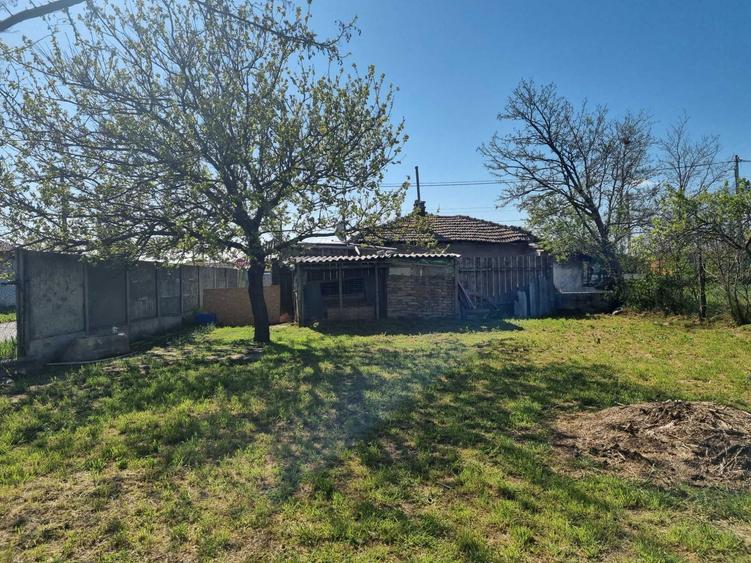 Casa de vanzare + teren la 30km de Constanta - 3