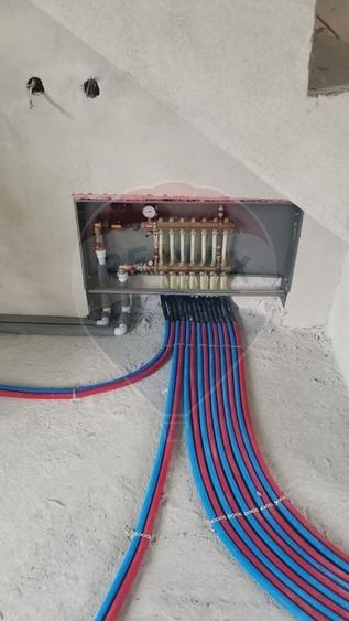 Casă / Vilă cu 5 camere de vânzare - 1