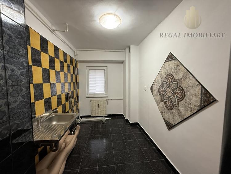 Spațiu Birou | Unirii- Muncii| Parter | 40 mp - 5