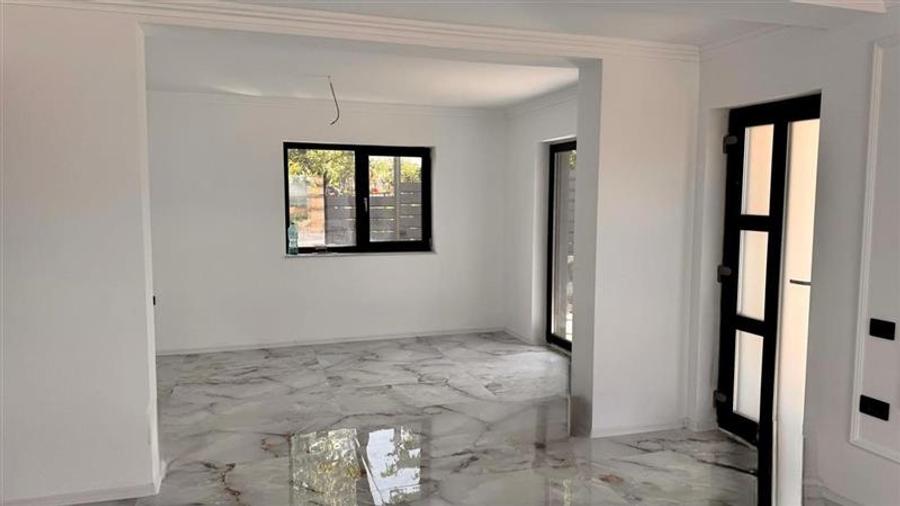 Vila tip duplex de vanzare in Rediu, design mediteranean, panorama catre Dealul - 4