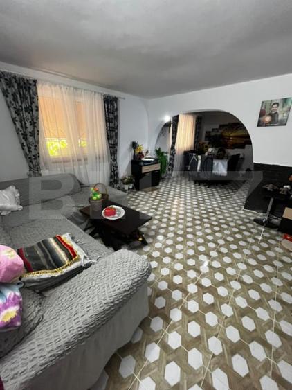 Casă cu 4 camere cu Teren 1150 Mp în Central