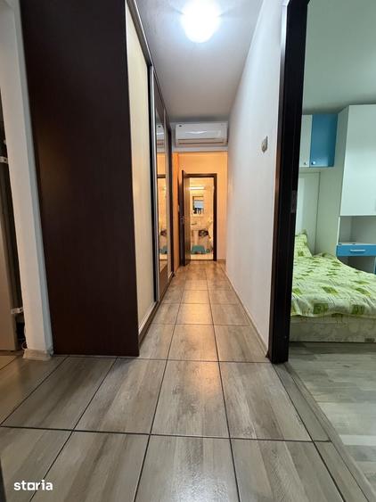 Apartament cu 4 camere în Rahova